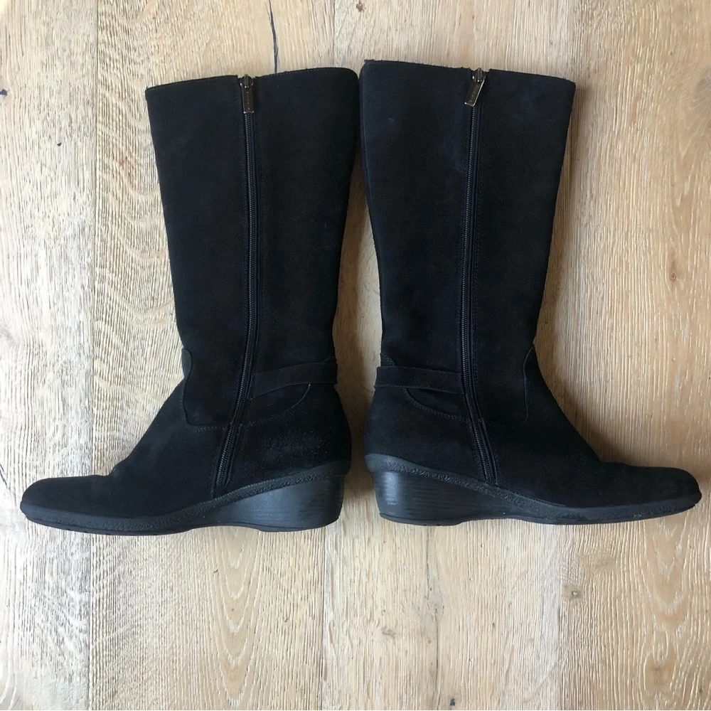 Aquatilia black suede shearling real fur lining boots size 7.5